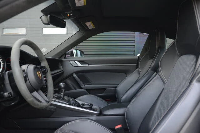 2022 Porsche 992 Carrera S - Image 17 of 31
