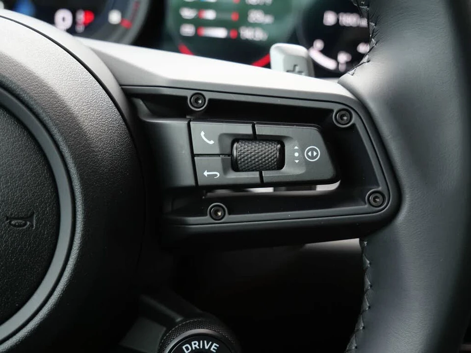 2022 Porsche 992 Carrera S - Image 21 of 28