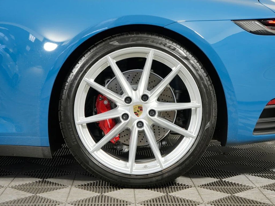 2022 Porsche 992 Carrera S - Image 17 of 31