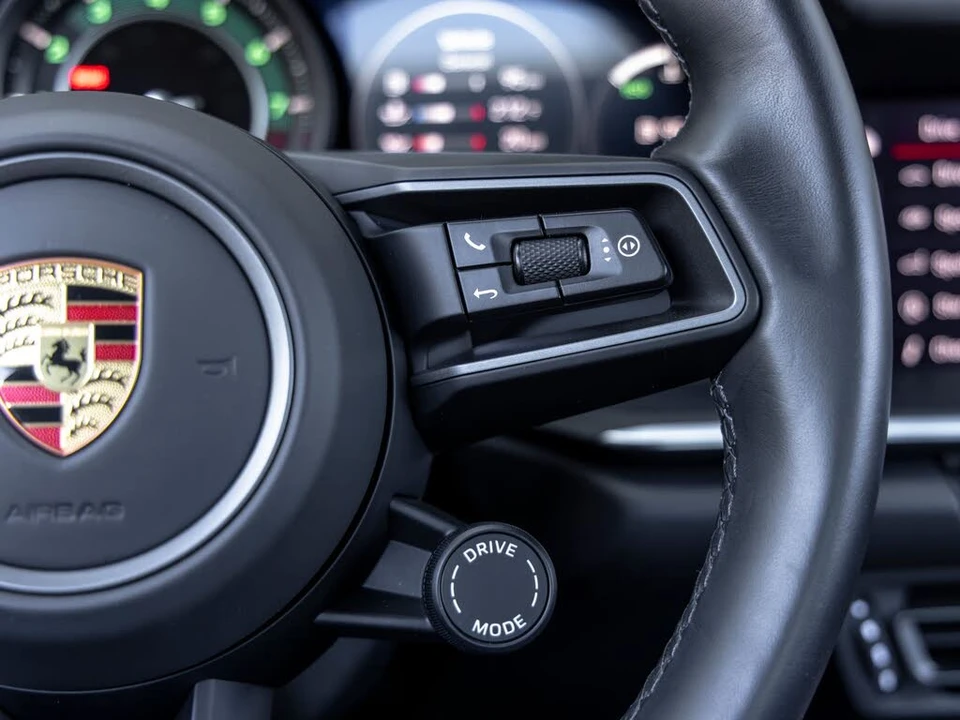 2022 Porsche 992 Carrera S - Image 31 of 31
