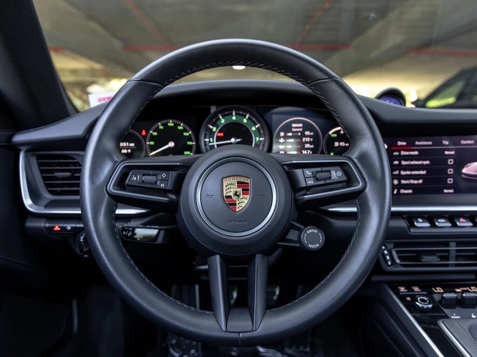 2022 Porsche 992 Carrera S - Image 29 of 31