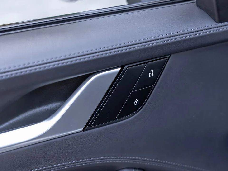 2022 Porsche 992 Carrera S - Image 22 of 31
