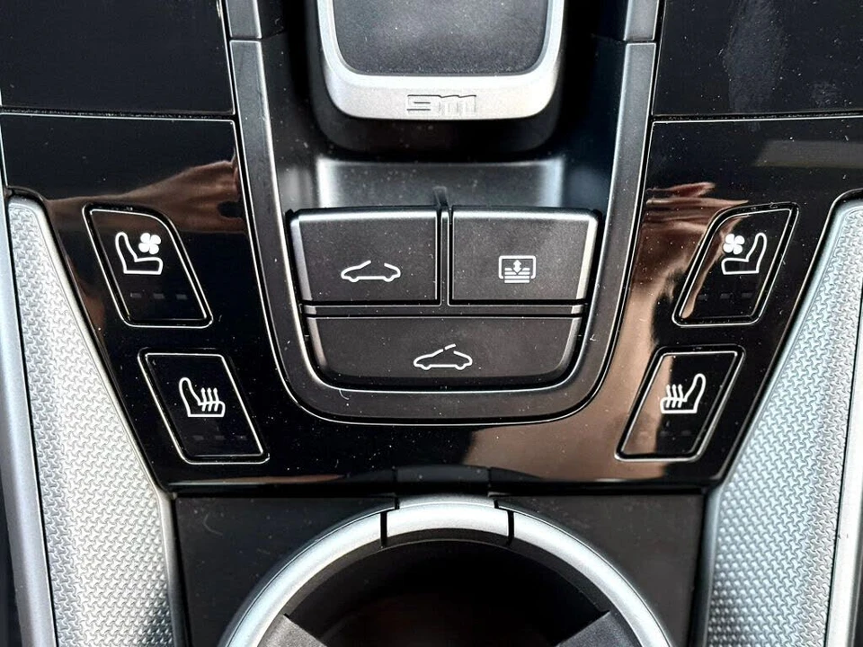 2022 Porsche 992 Carrera S - Image 17 of 24