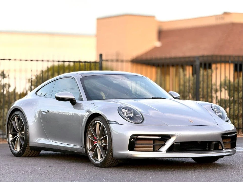 2022 Porsche 992 Carrera S - Image 3 of 24