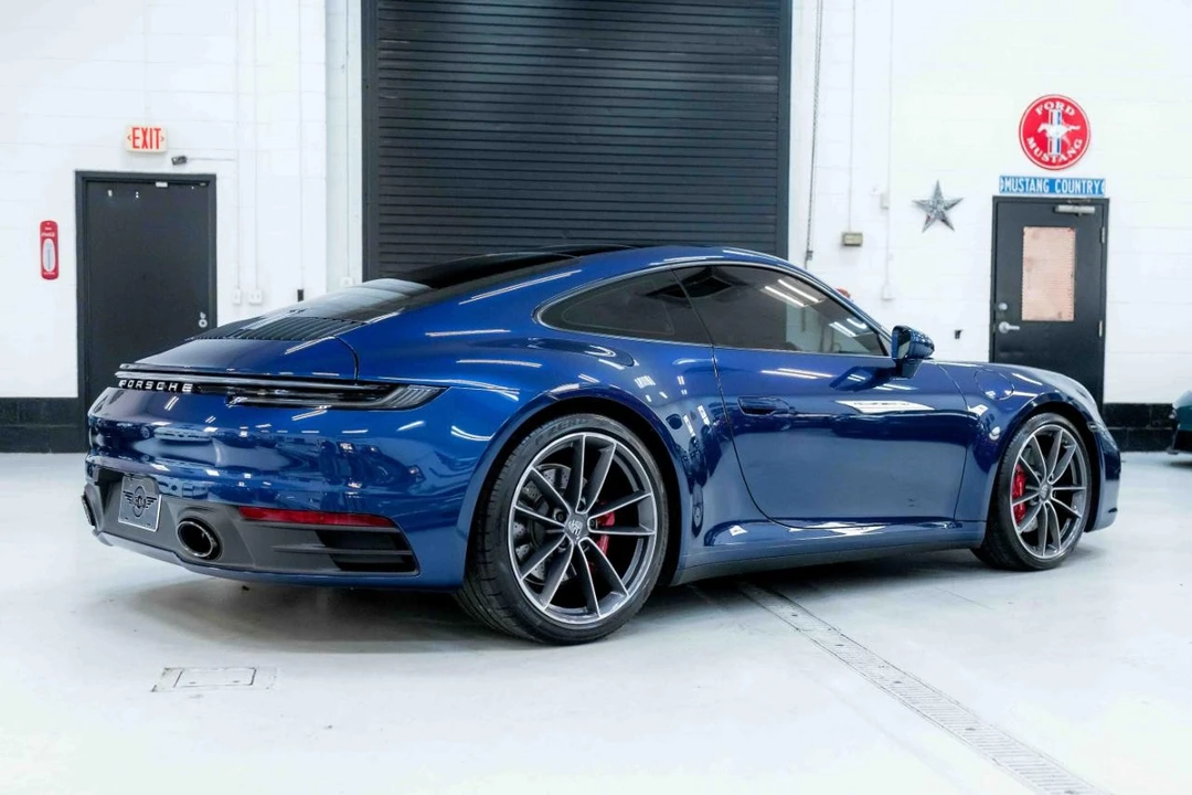 2022 Porsche 992 Carrera S - Image 7 of 21