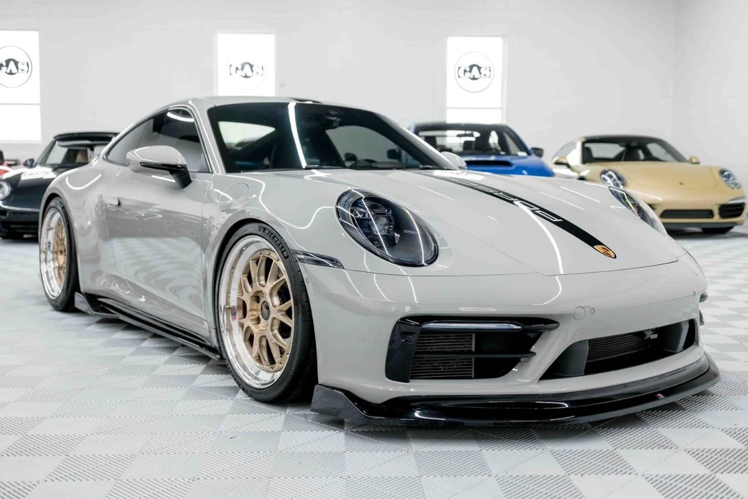 2022 Porsche 992 Carrera S - Image 5 of 21