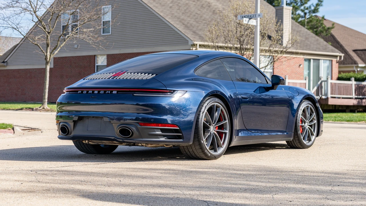 2022 Porsche 992 Carrera S - Image 5 of 31