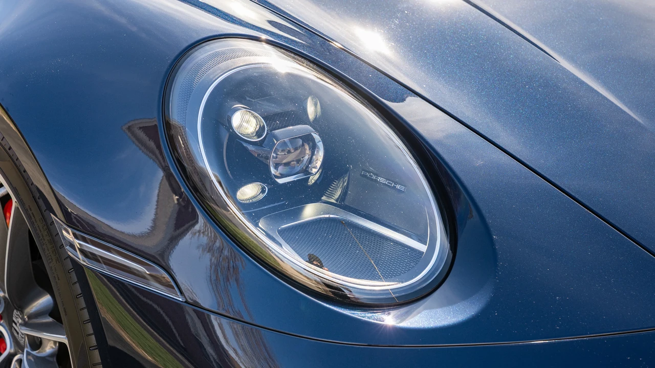 2022 Porsche 992 Carrera S - Image 16 of 31