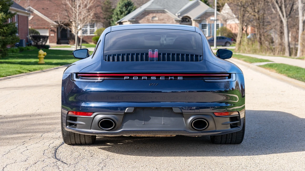 2022 Porsche 992 Carrera S - Image 6 of 31