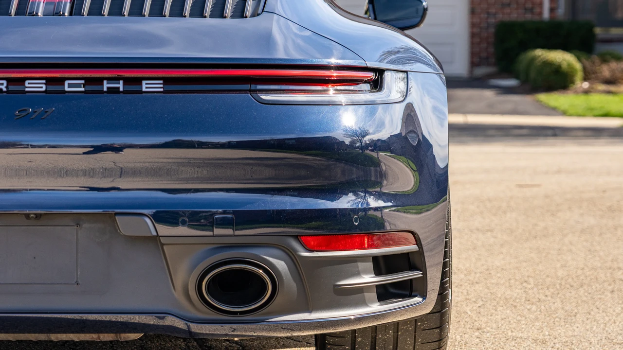 2022 Porsche 992 Carrera S - Image 19 of 31