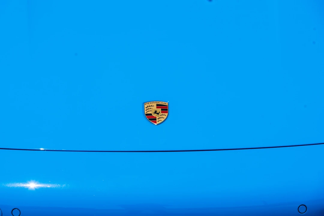 2022 Porsche 992 Carrera S - Image 17 of 31