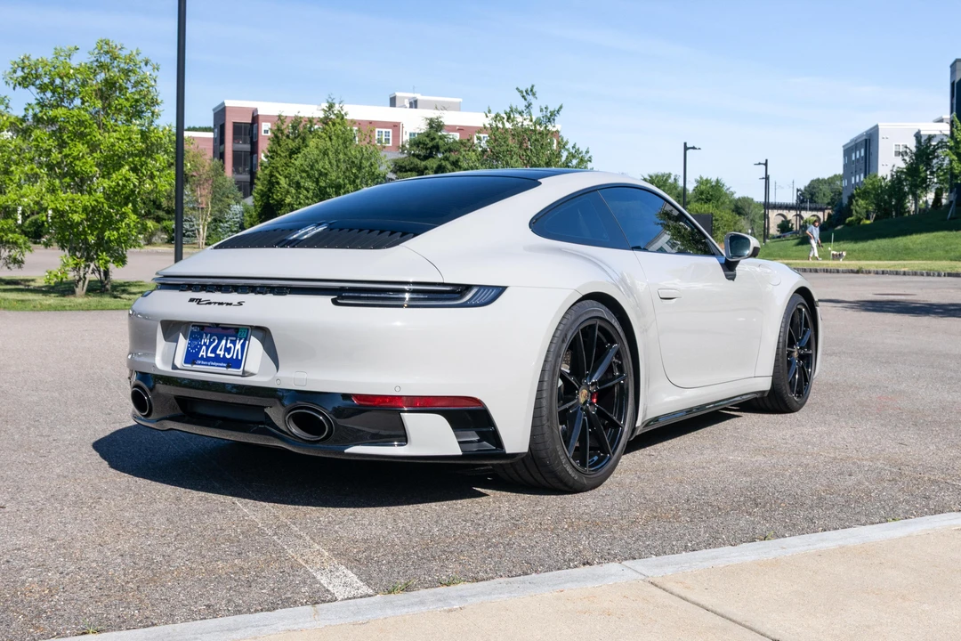 2022 Porsche 992 Carrera S - Image 4 of 31