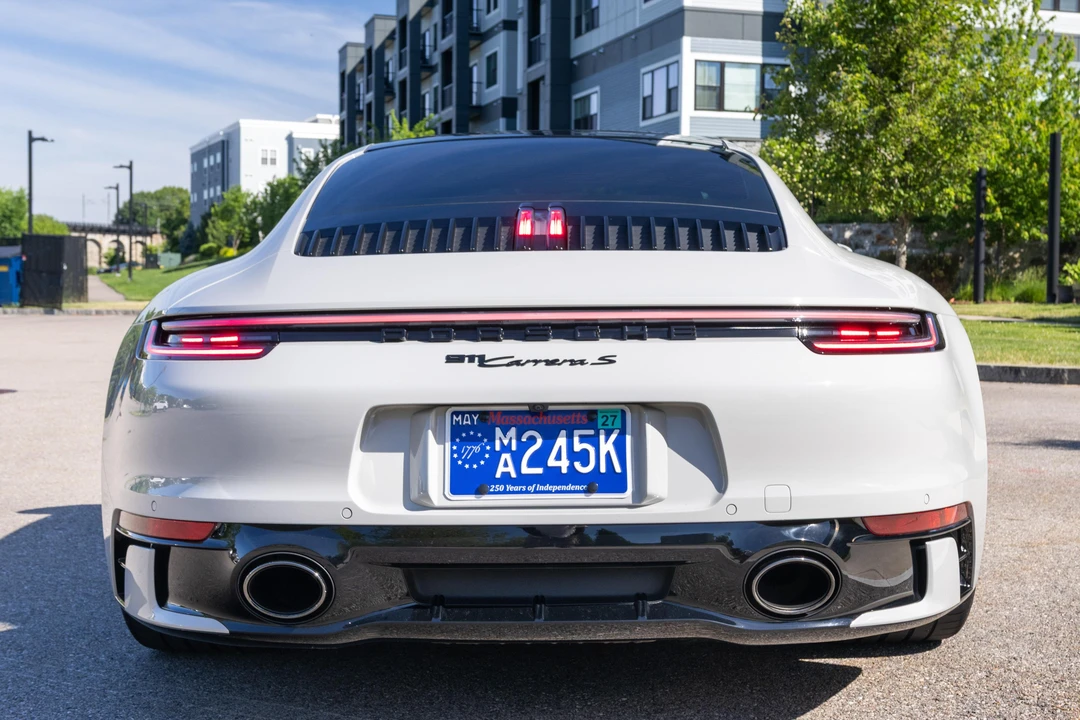 2022 Porsche 992 Carrera S - Image 11 of 31