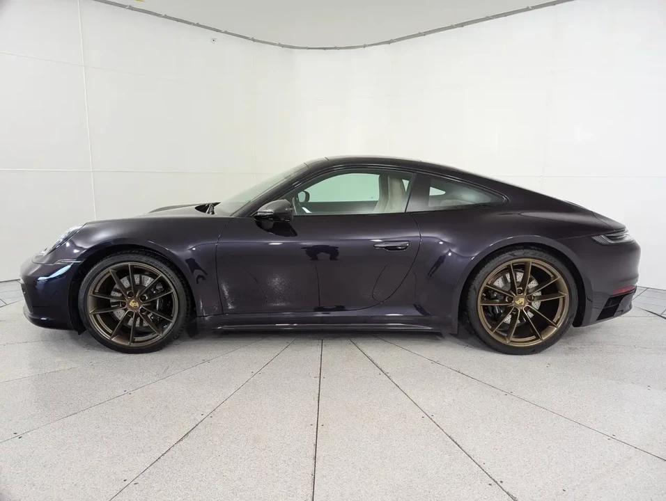 2022 Porsche 992 Carrera S - Image 2 of 8