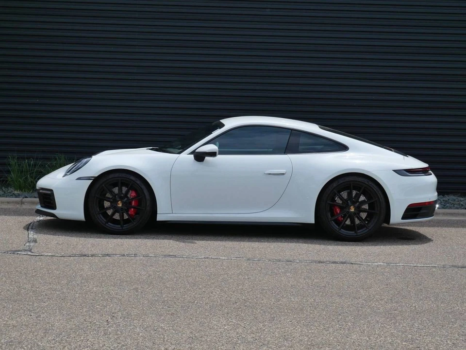 2022 Porsche 992 Carrera S - Image 2 of 5