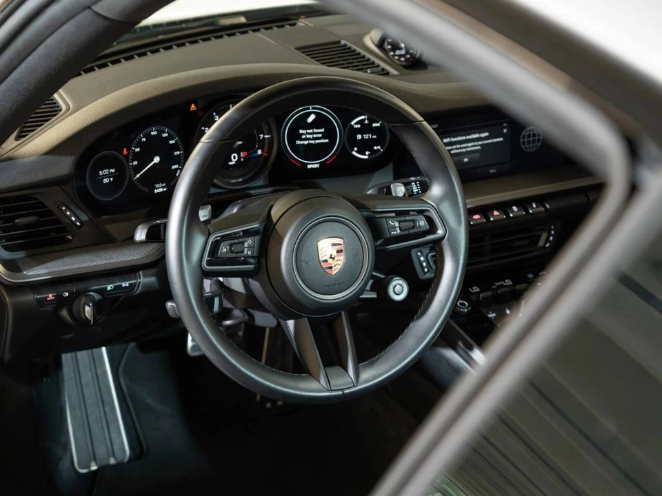 2022 Porsche 992 Carrera S - Image 4 of 5