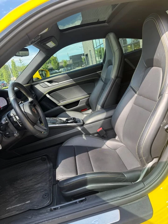 2022 Porsche 992 Carrera S - Image 6 of 8