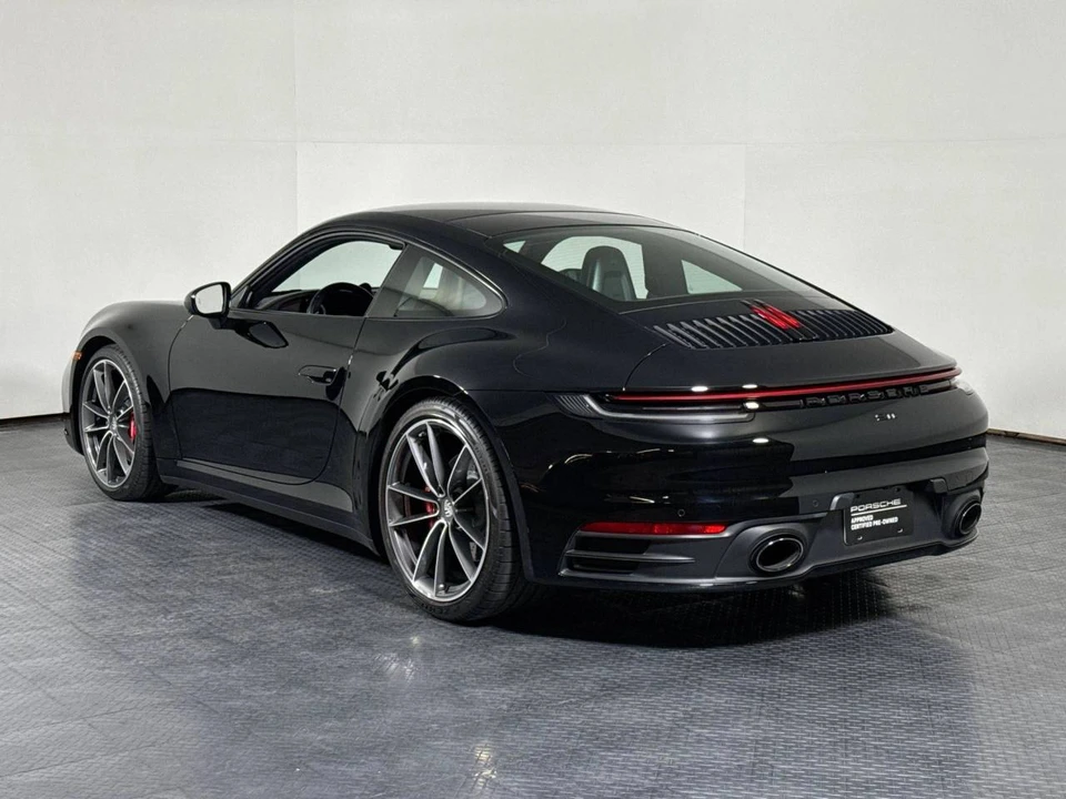 2022 Porsche 992 Carrera S - Image 3 of 5