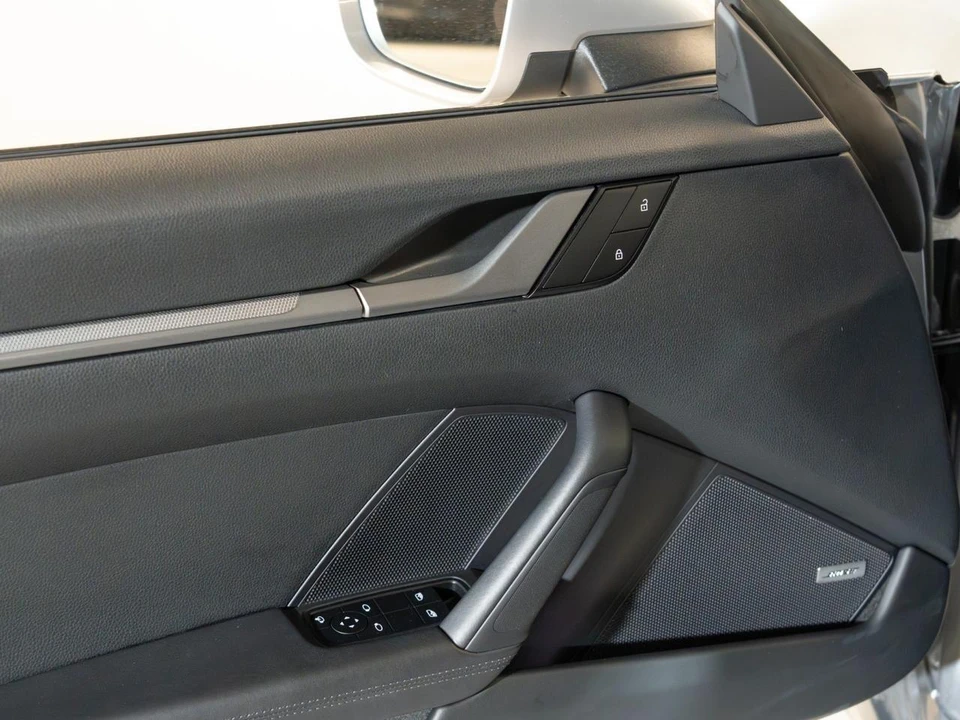 2022 Porsche 992 Carrera S - Image 19 of 31