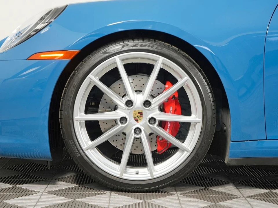 2022 Porsche 992 Carrera S - Image 16 of 31