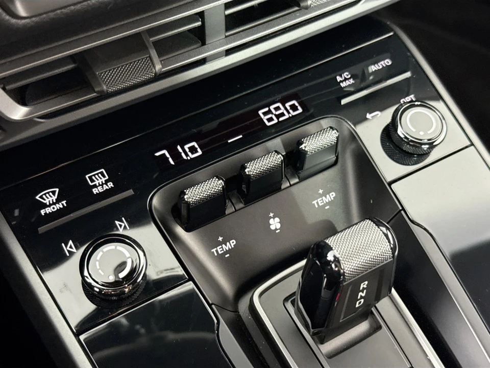2022 Porsche 992 Carrera S - Image 17 of 31