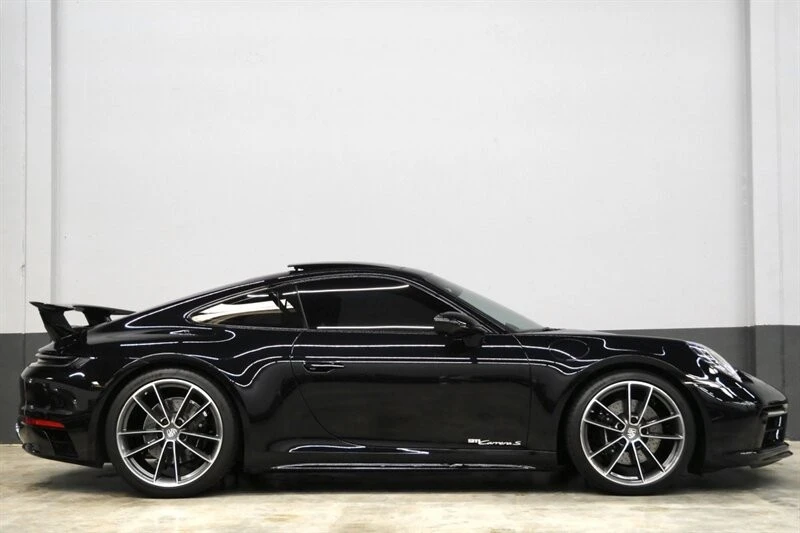 2022 Porsche 992 Carrera S - Image 11 of 21