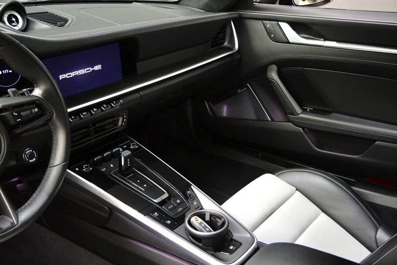2022 Porsche 992 Carrera S - Image 7 of 21
