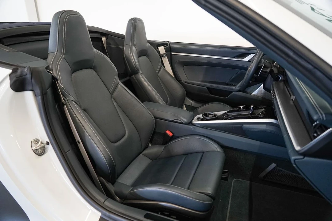 2022 Porsche 992 Carrera S - Image 16 of 21