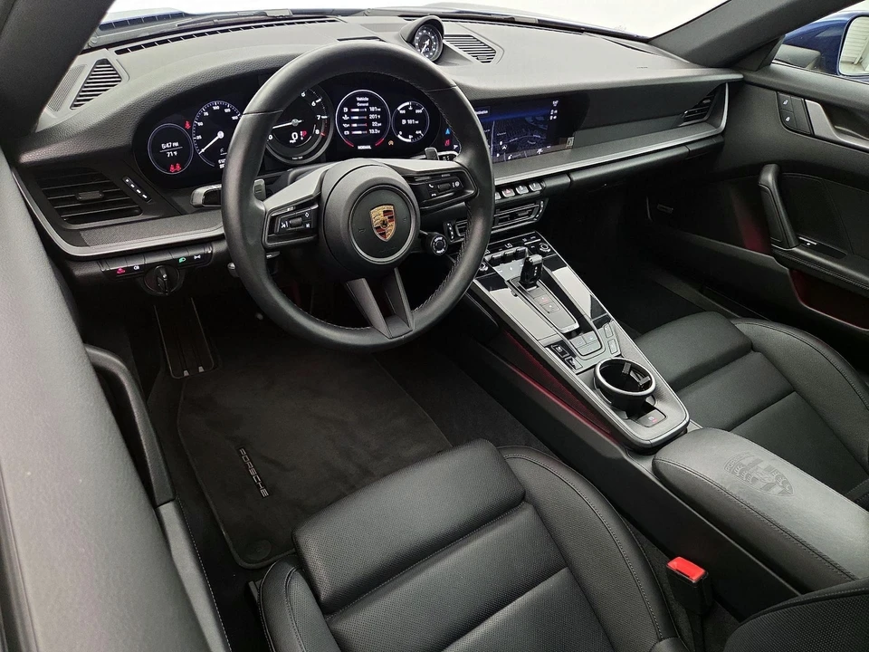 2022 Porsche 992 Carrera - Image 10 of 26