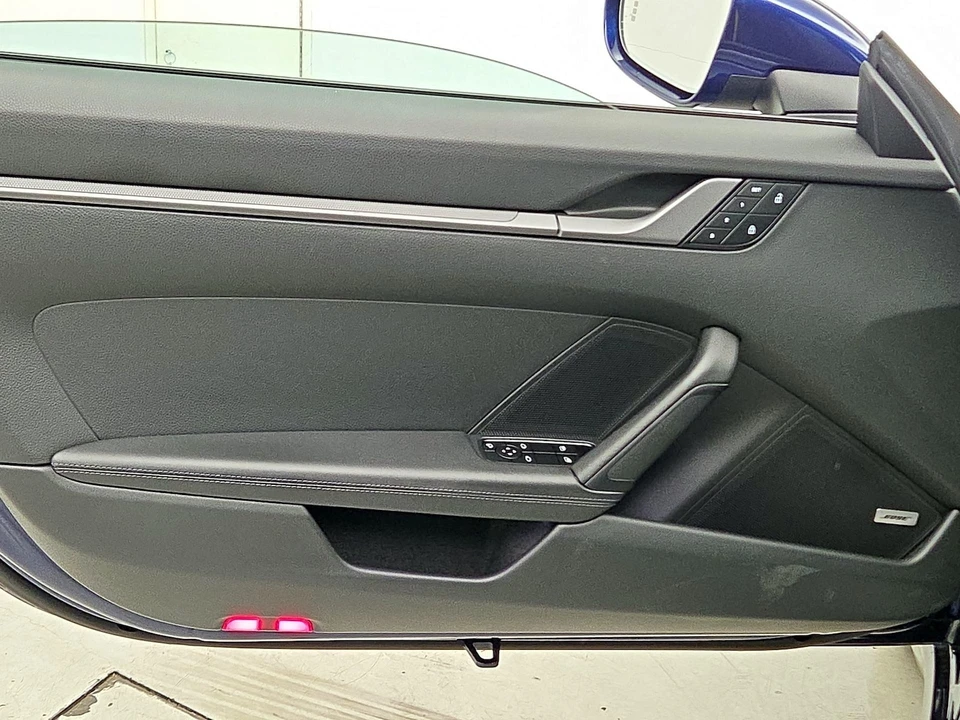 2022 Porsche 992 Carrera - Image 13 of 26