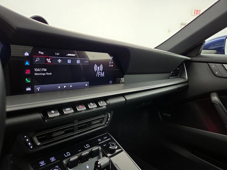2022 Porsche 992 Carrera - Image 17 of 26