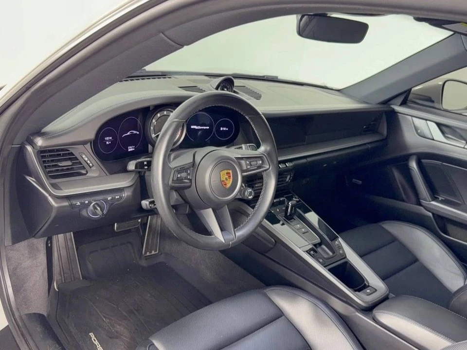 2022 Porsche 992 Carrera - Image 4 of 5