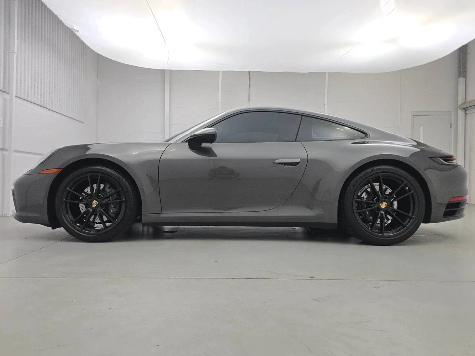 2022 Porsche 992 Carrera - Image 2 of 5