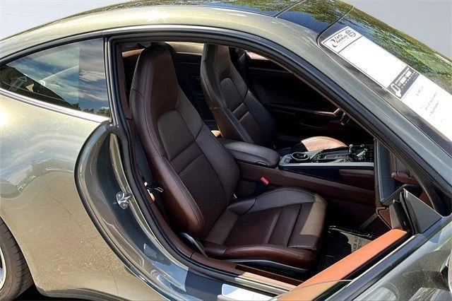 2022 Porsche 992 Carrera - Image 10 of 12