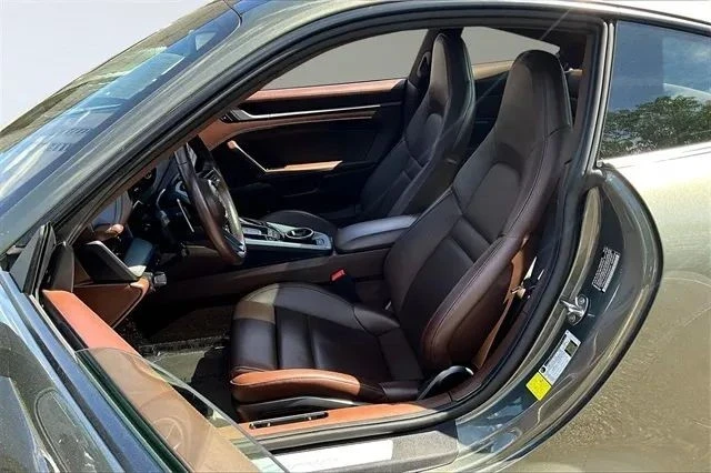 2022 Porsche 992 Carrera - Image 8 of 12