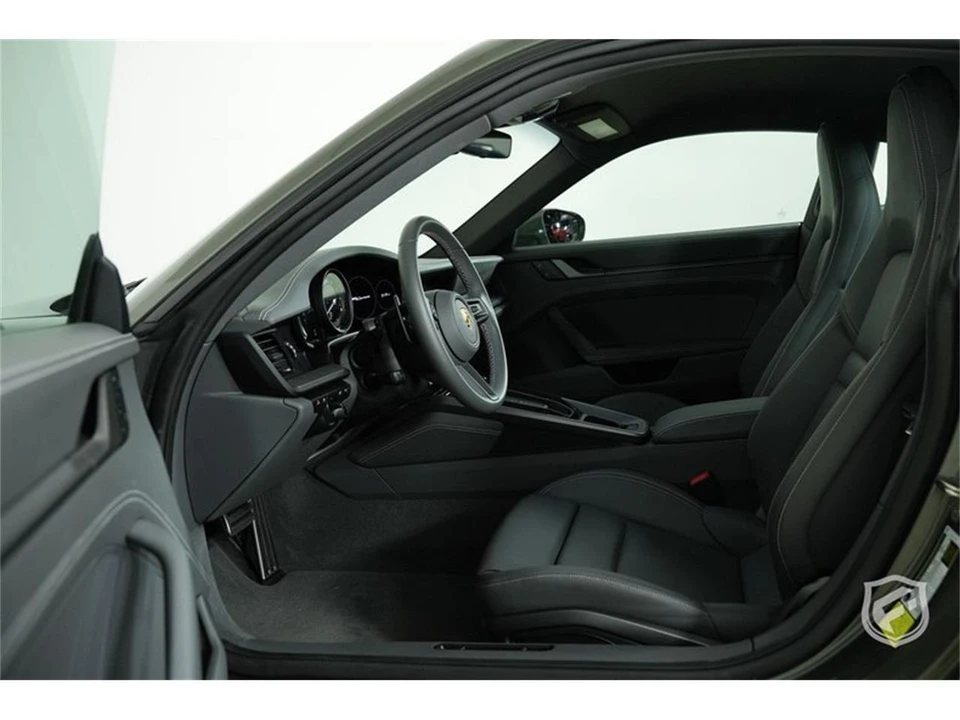 2022 Porsche 992 Carrera - Image 15 of 31