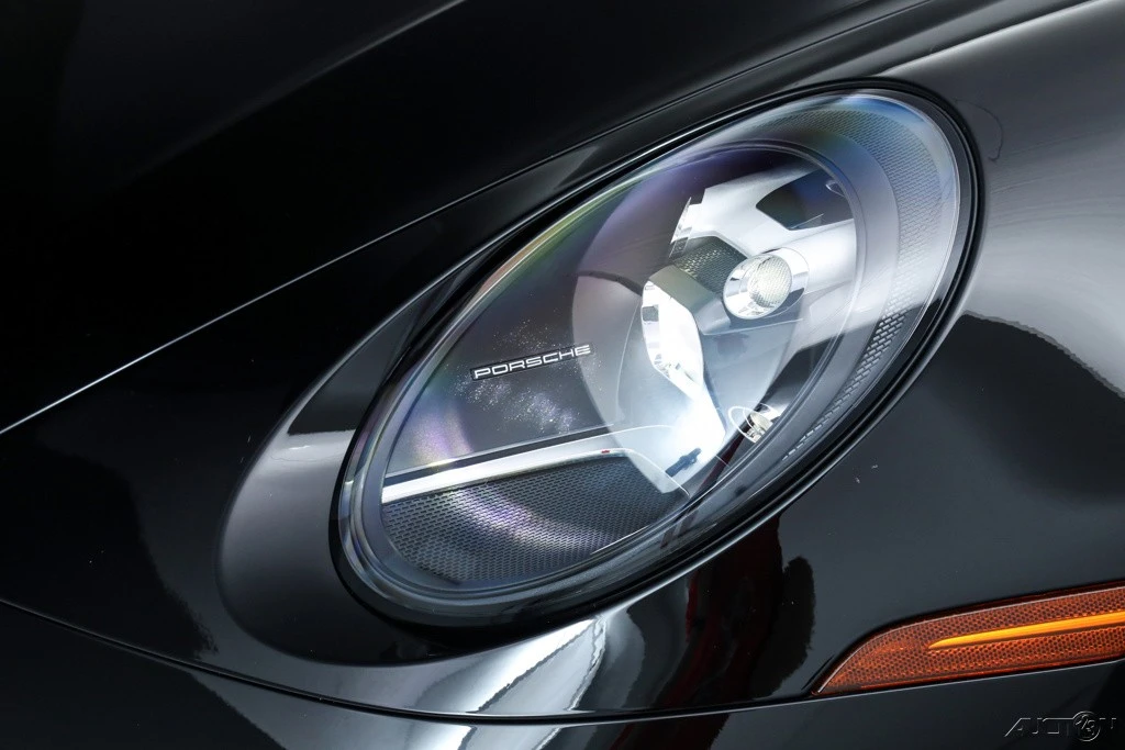 2022 Porsche 992 Carrera - Image 11 of 21