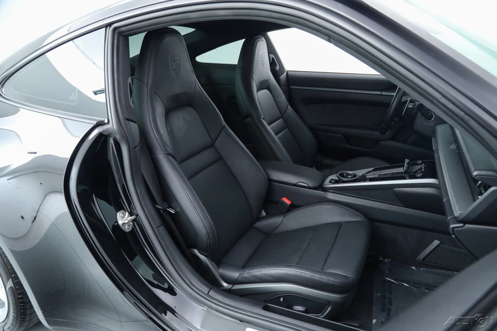 2022 Porsche 992 Carrera - Image 17 of 21