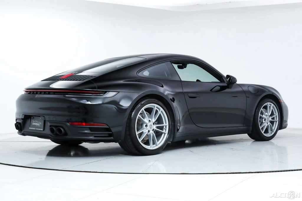 2022 Porsche 992 Carrera - Image 5 of 21