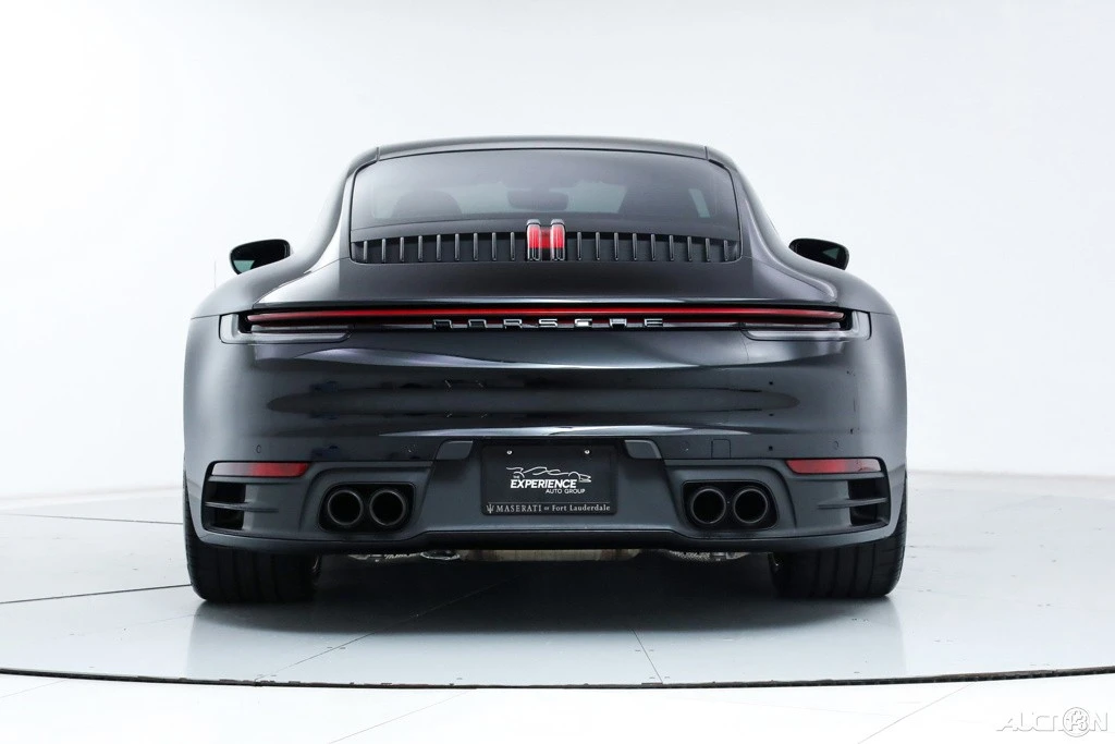 2022 Porsche 992 Carrera - Image 4 of 21