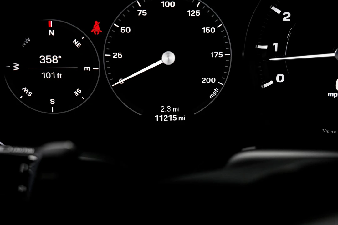2022 Porsche 992 Carrera - Image 12 of 21
