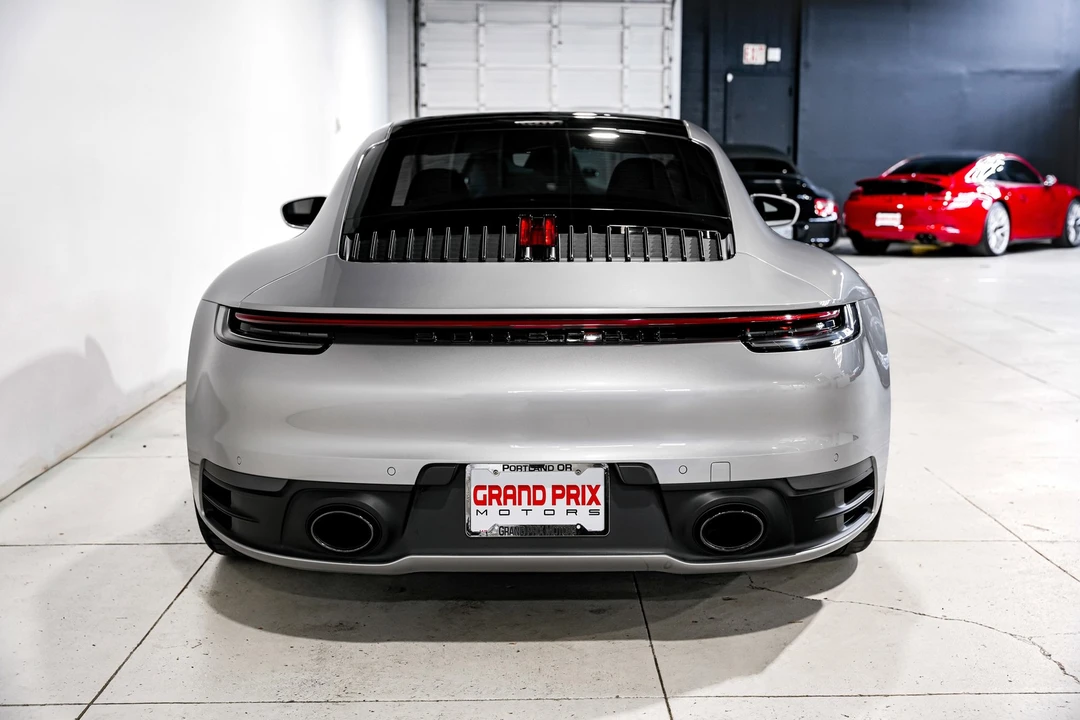 2022 Porsche 992 Carrera - Image 4 of 21