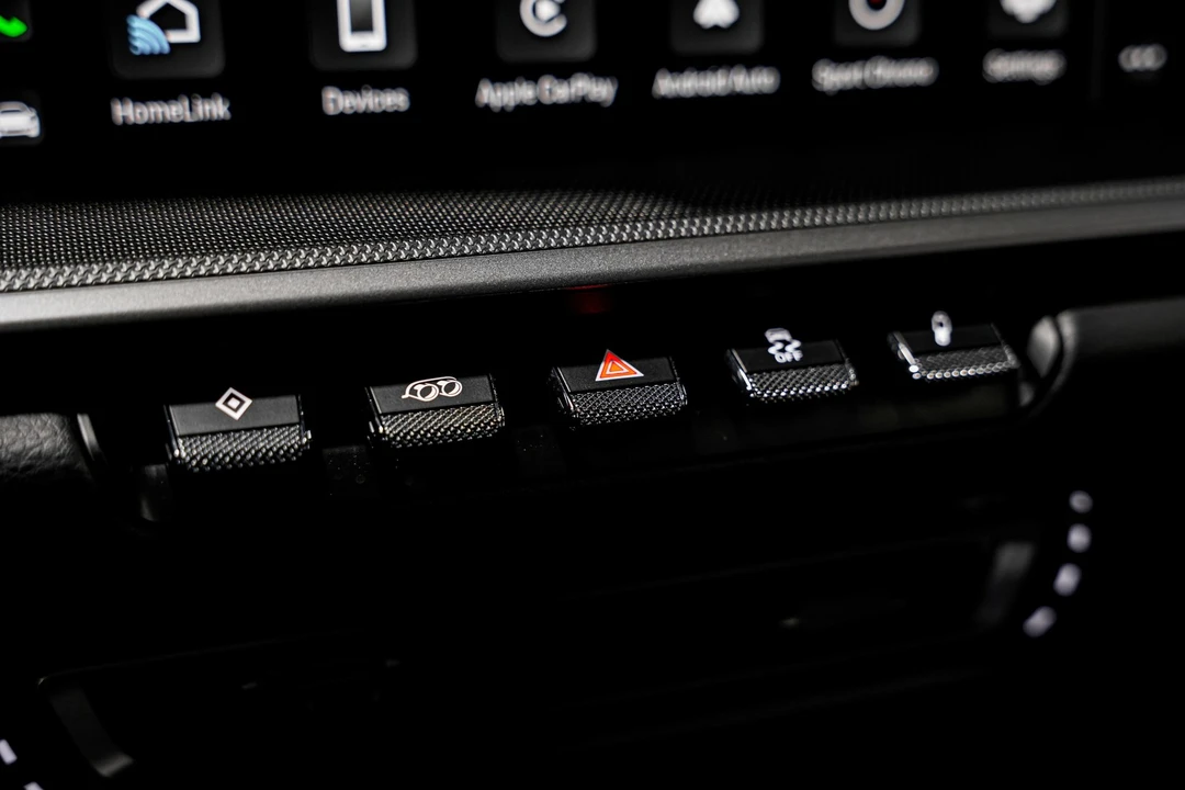 2022 Porsche 992 Carrera - Image 15 of 21