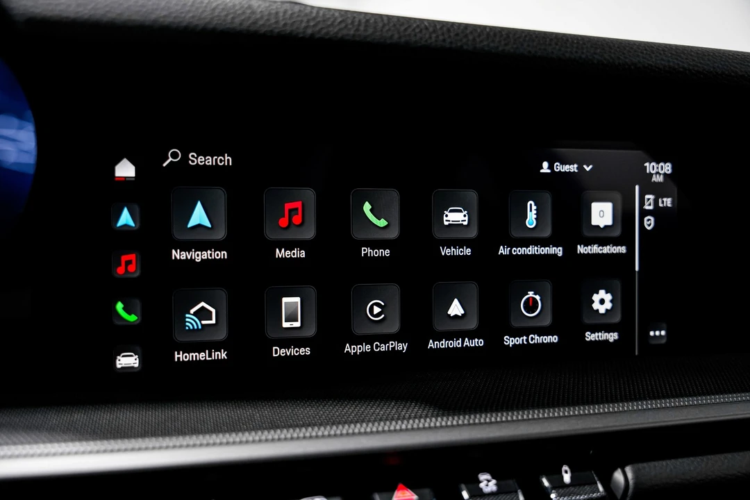 2022 Porsche 992 Carrera - Image 14 of 21