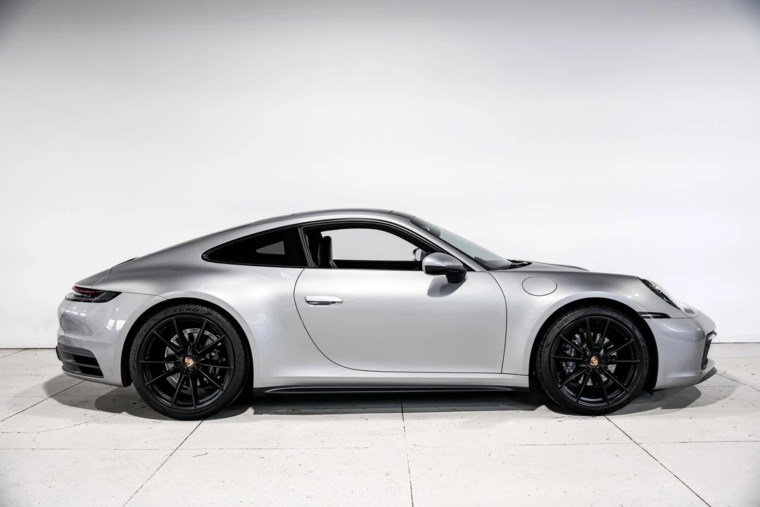 2022 Porsche 992 Carrera - Image 2 of 21