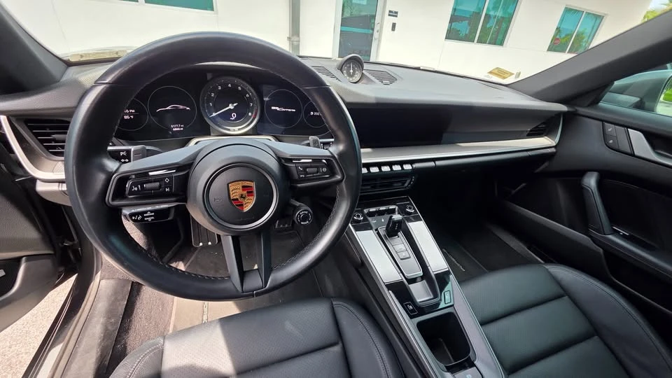 2022 Porsche 992 Carrera - Image 8 of 18