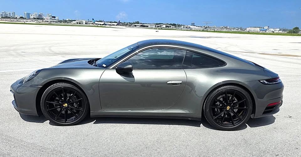 2022 Porsche 992 Carrera - Image 3 of 18