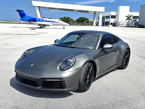 2022 Porsche 911 Carrera