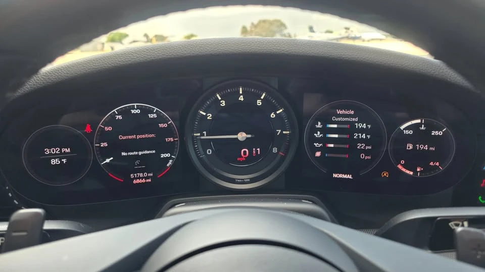 2022 Porsche 992 Carrera - Image 14 of 18