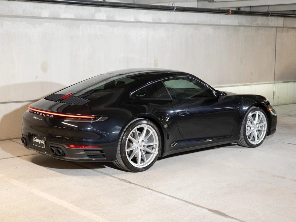 2022 Porsche 992 Carrera - Image 10 of 26